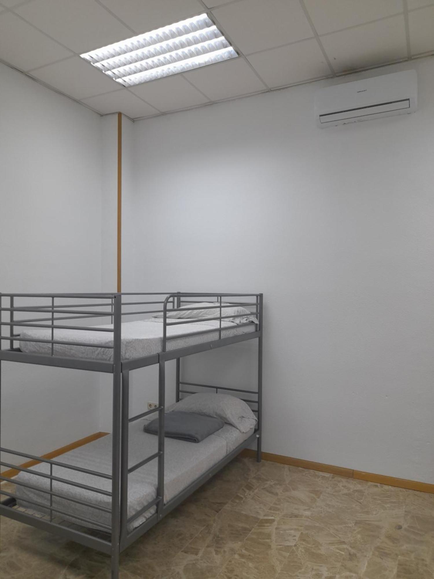 Hostel M Torres Madrid Luaran gambar
